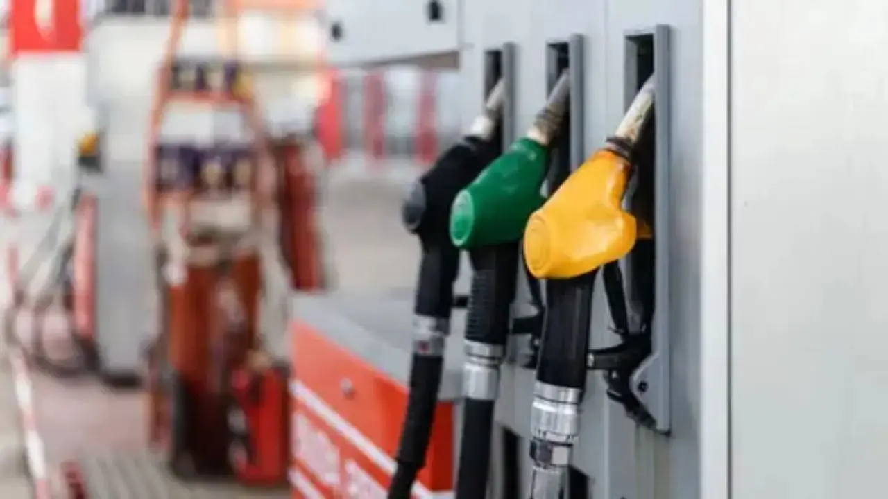 West Asia tensions: Indian fuel prices remain unchanged despite global oil surge